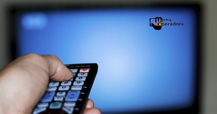 Clientes Sky Livre reclamam de bloqueio da TV aberta pela operadora