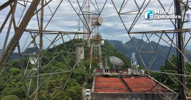 Torre Online é obrigada a retirar antenas do Parque da Tijuca