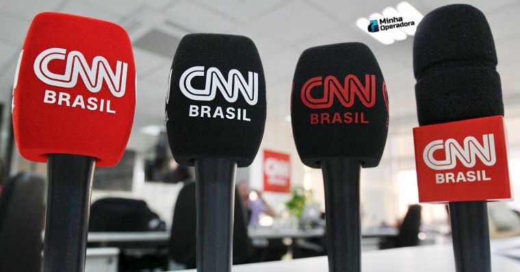 microfones da cnn brasil