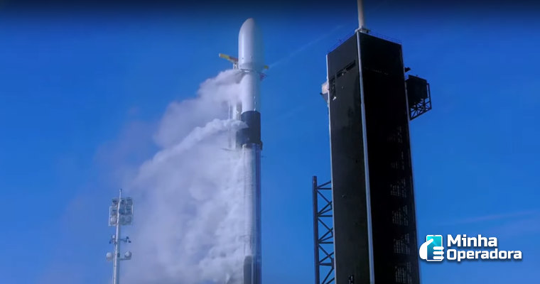 SpaceX aborta lançamento de 60 satélites em órbita