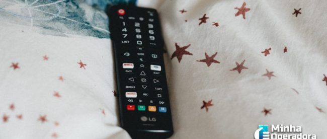 Claro vai encerrar sinal aberto de diversos canais da TV Paga