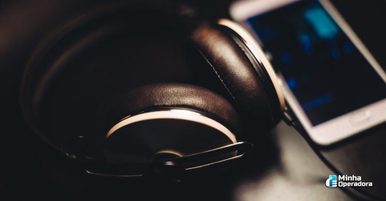 Chile aprova obrigatoriedade de rádio FM em celulares