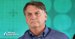 Bolsonaro participa de inauguração de ponto de Wi-Fi em zona rural do Piauí Bolsonaro participa de inauguração de ponto de Wi-Fi em zona rural do Piauí