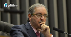 Eduardo Cunha reclama da Vivo nas redes sociais: ‘um verdadeiro abuso’