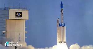 Anatel quer abrir diálogo com a Agência Espacial Brasileira sobre a Starlink