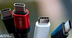 UE pretende unificar cabos USB-C de aparelhos eletrônicos