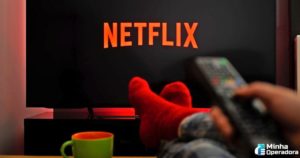 Netflix vai cobrar de quem divide conta com pessoas que não moram juntas