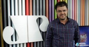 Jovem Pan e Adrilles Jorge são investigados pelo Ministério Público de São Paulo
