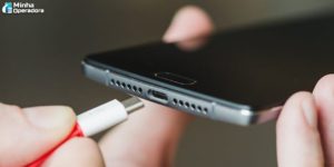Anatel quer padronizar porta USB-C para carregadores de celular
