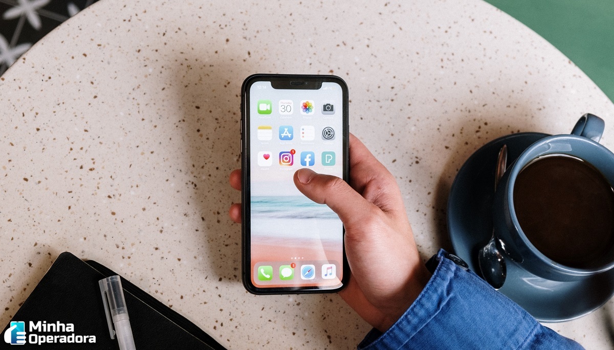 Senado-aprova-projeto-que-garante-acumulo-de-creditos-para-celular-pos-pago