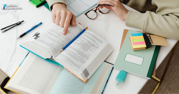 Estudo sobre acesso dinâmico ao espectro