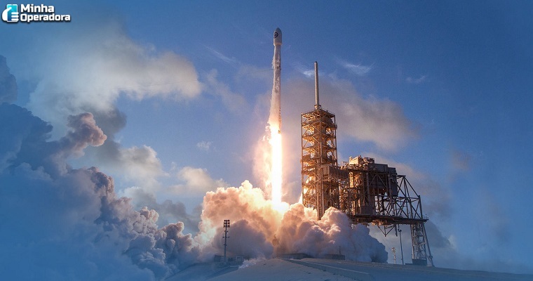 SpaceX-pode-ser-multada-nos-EUA-por-nao-enviar-dados-da-Starlink