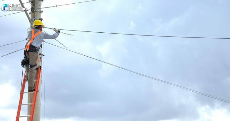 Fibra óptica Um Telecom