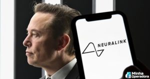 Empresa-de-Elon-Musk-tem-aprovacao-nos-EUA-para-testar-chips-cerebrais-em-humanos
