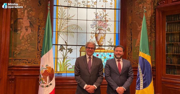 Anatel se reúne con representante de México para estrechar lazos con el país