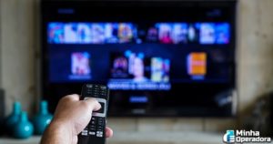 Americanos-estao-assistindo-mais-streaming-do-que-TV-aponta-estudo
