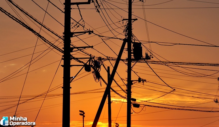 Empresas-de-rede-neutra-querem-garantia-de-acesso-aos-postes-de-energia