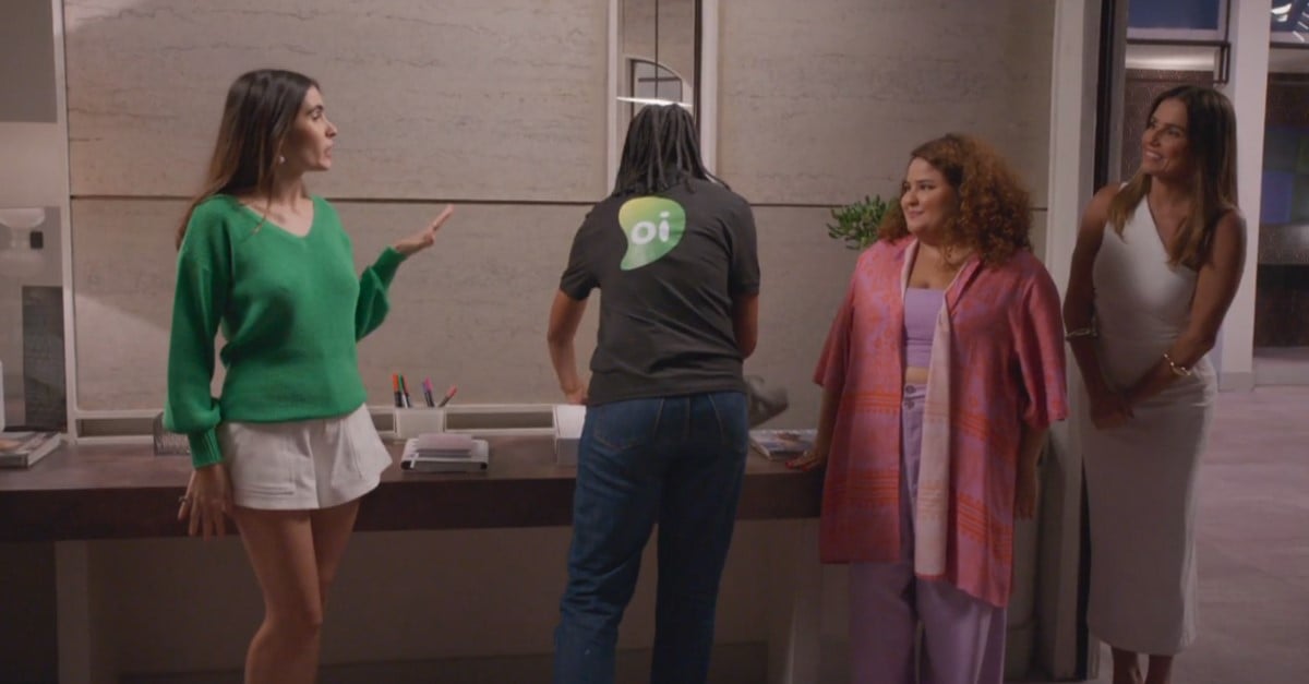 Técnica mulher instala Oi Fibra em novela das 6 da TV Globo