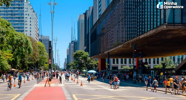 TIM amplia cobertura 5G com antenas camufladas na Avenida Paulista