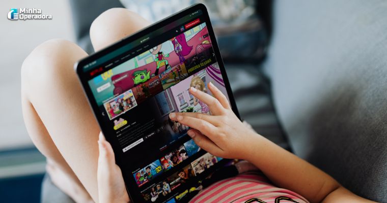 60% dos brasileiros usam streaming e a Netflix é líder de mercado no país