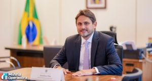 Ministro-do-MCom-defende-taxar-big-techs-para-expandir-5G-no-pais