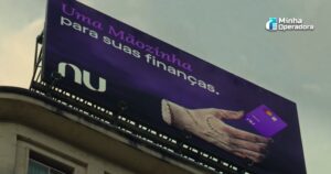 Nubank fecha parceria com a Netflix e comercial da campanha viraliza parceria Nubank e Netflix - Wandinha