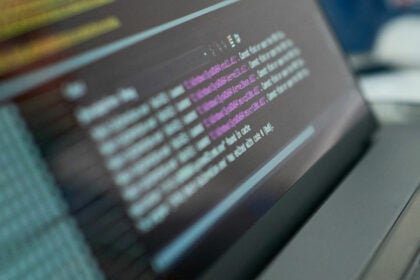 O que faz um desenvolvedor web