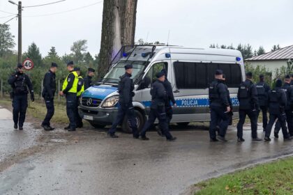 Polônia acusa Rússia de sabotagem por incêndio em estação da Starlink